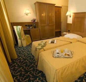 Hotel Cinque Giornate Milano Dış mekan fotoğraf
