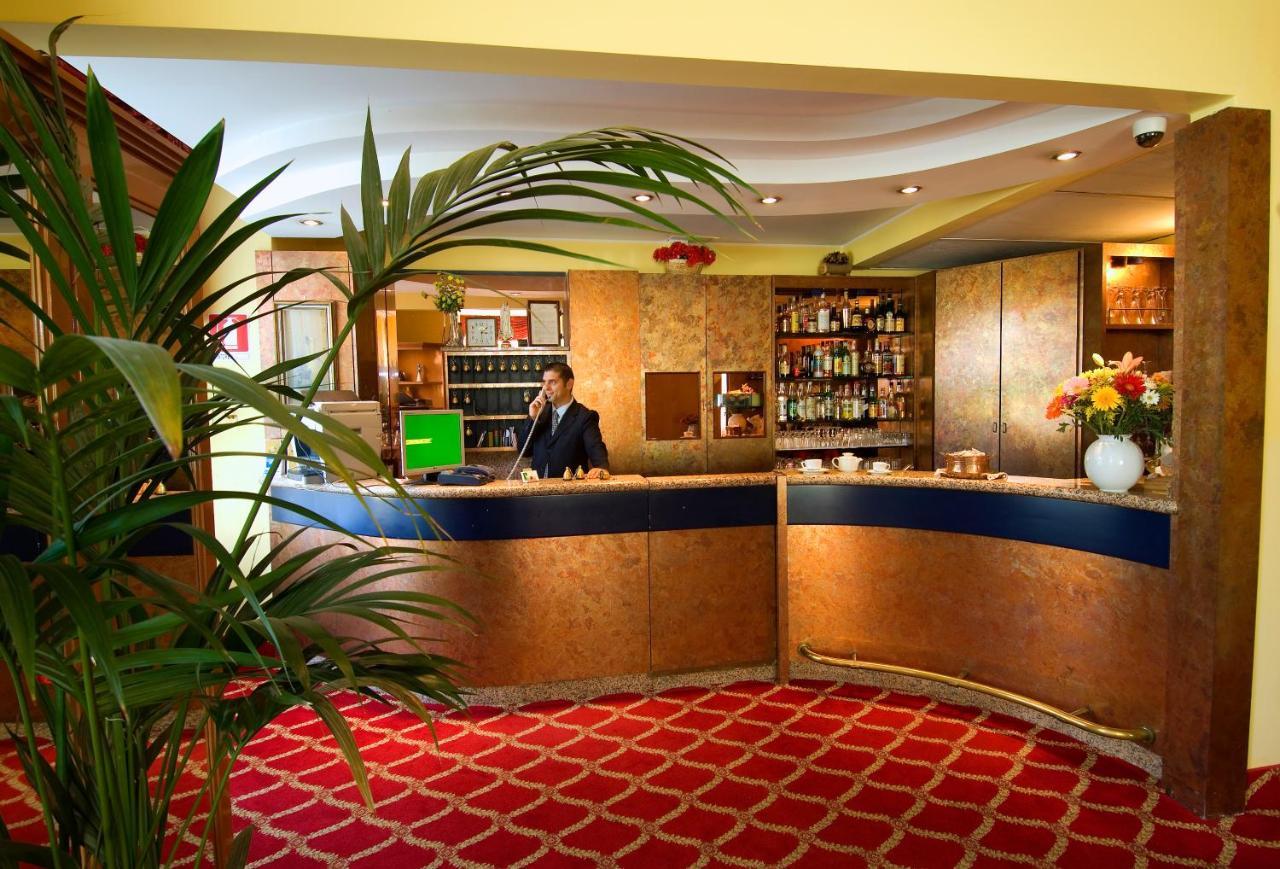 Hotel Cinque Giornate Milano Dış mekan fotoğraf